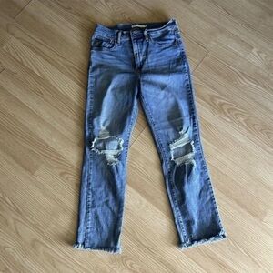 Levi’s 724 High Rise Straight Distressed Cropped Raw Hem Jeans Women’s 28
